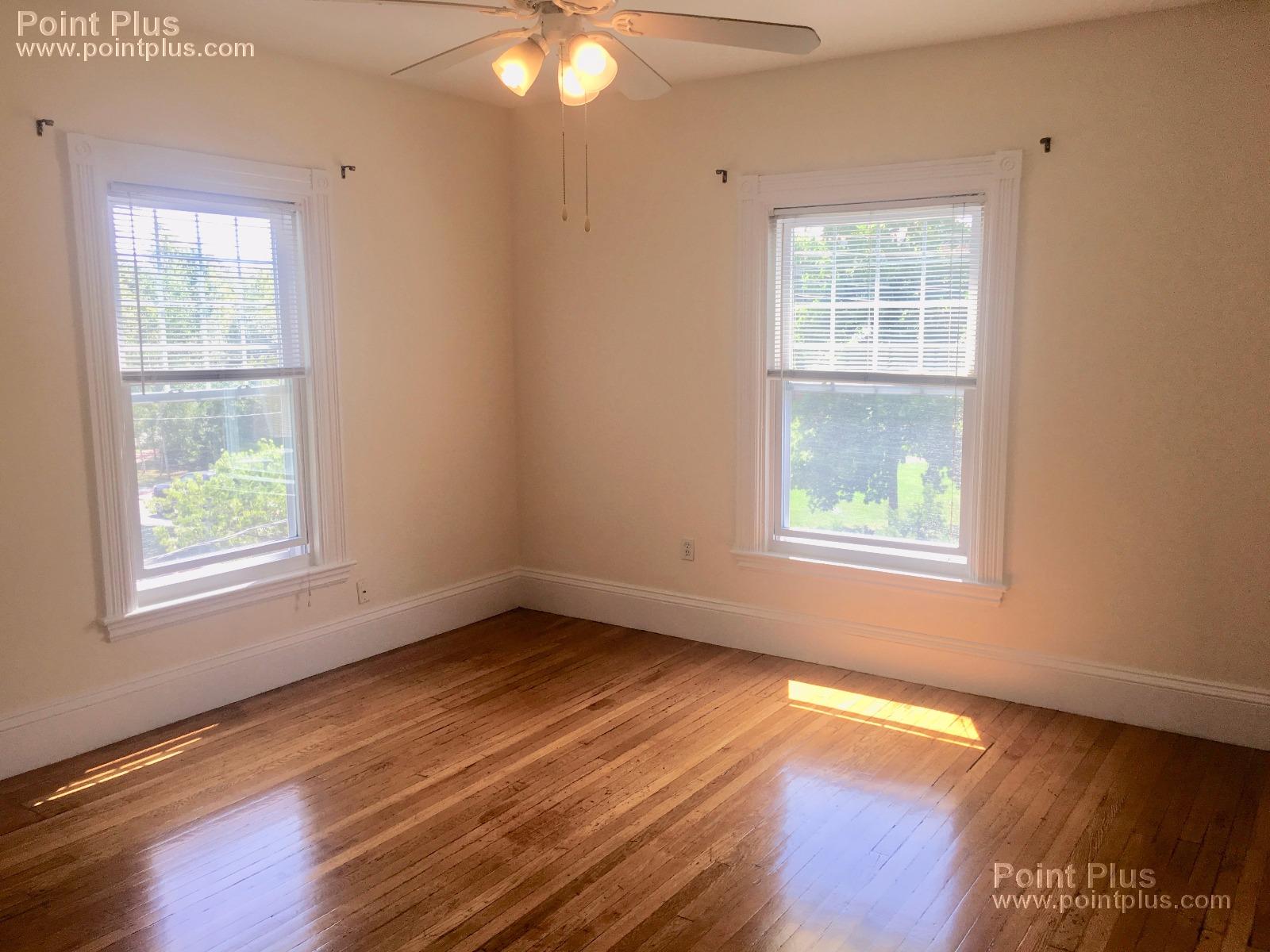 27 Hammond, Harvard Square