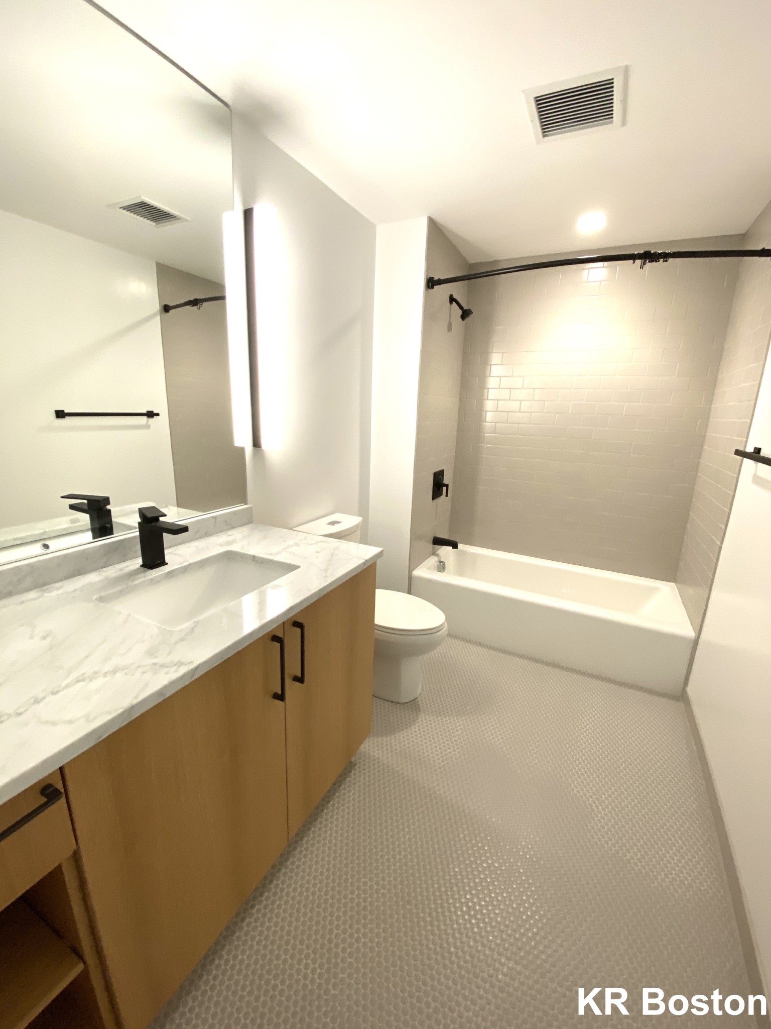 81 Gardner St, Allston