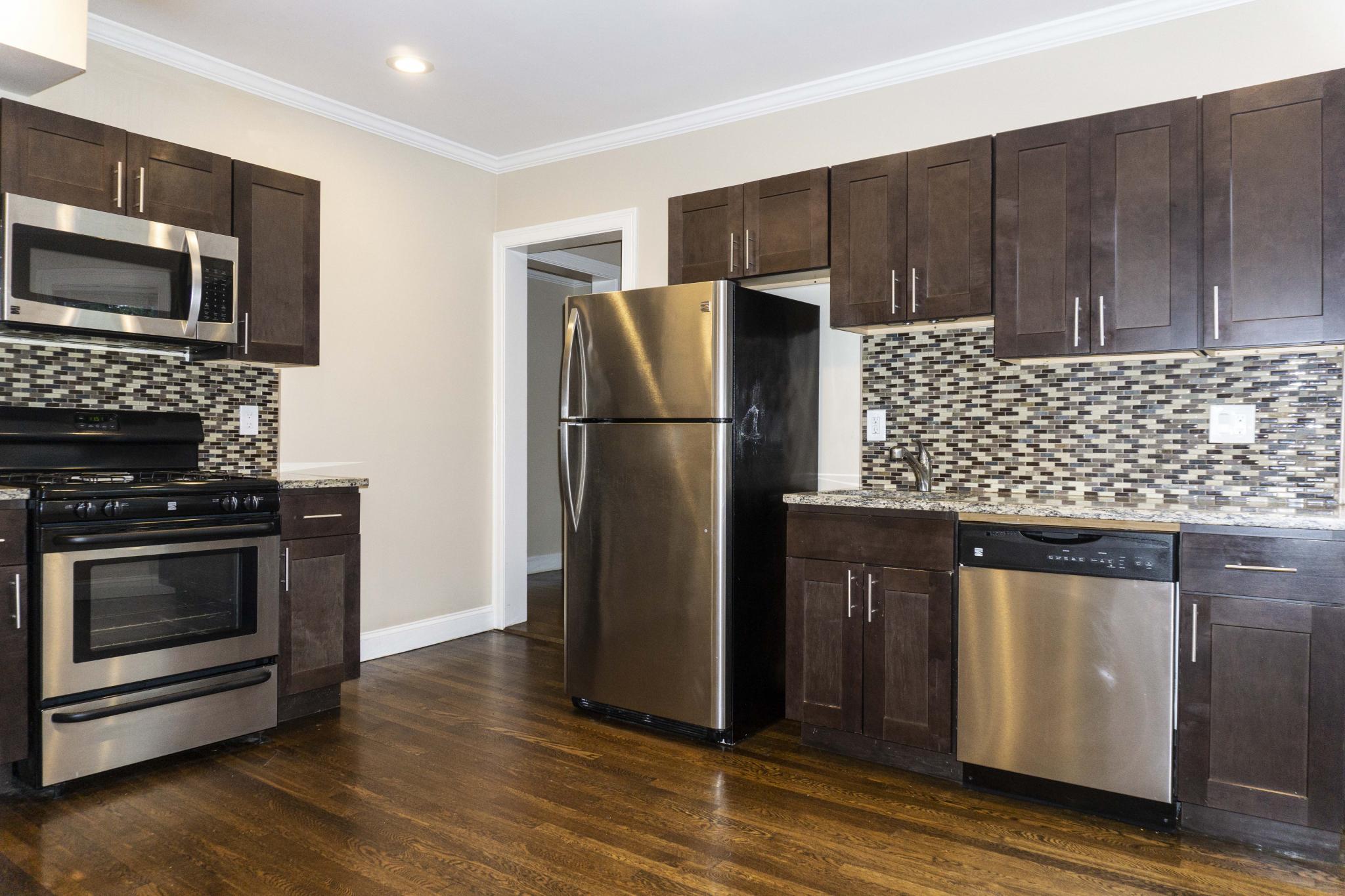 39 Glen Rd, Jamaica Plain