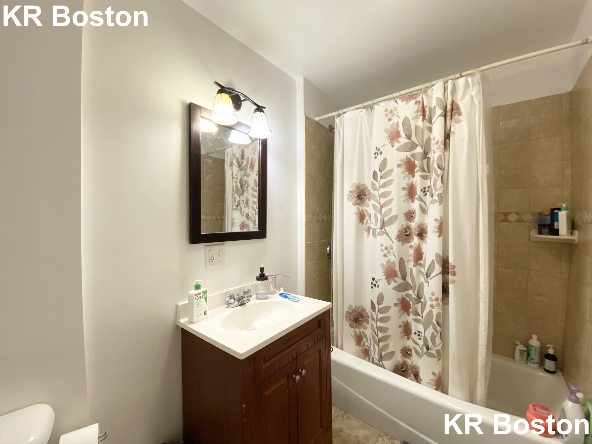 47 Easton St, Allston