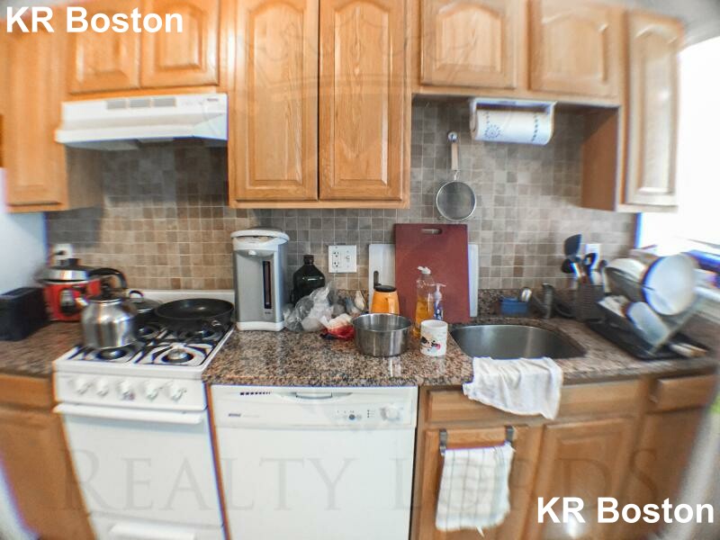 8 President Ter, Allston