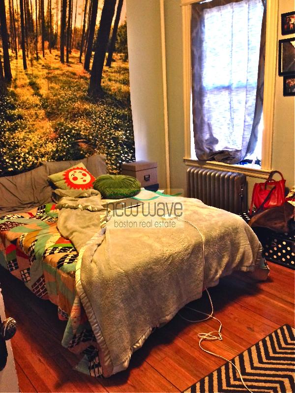 56 Queensberry St, Fenway