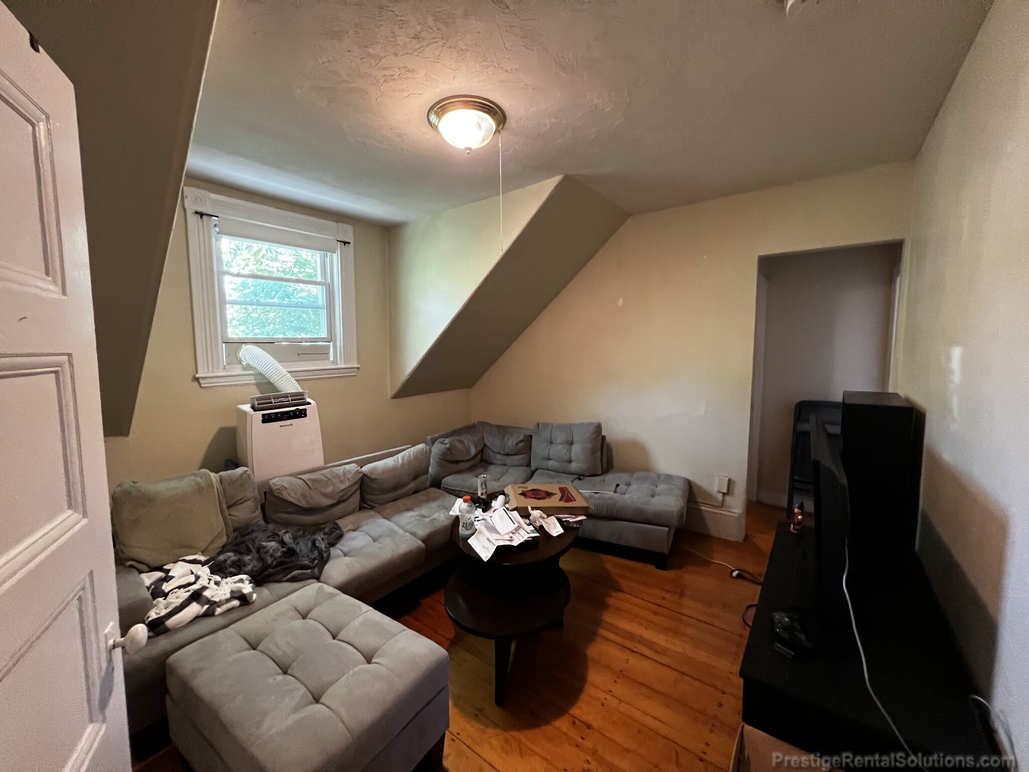 40 Ridgemont St, Allston