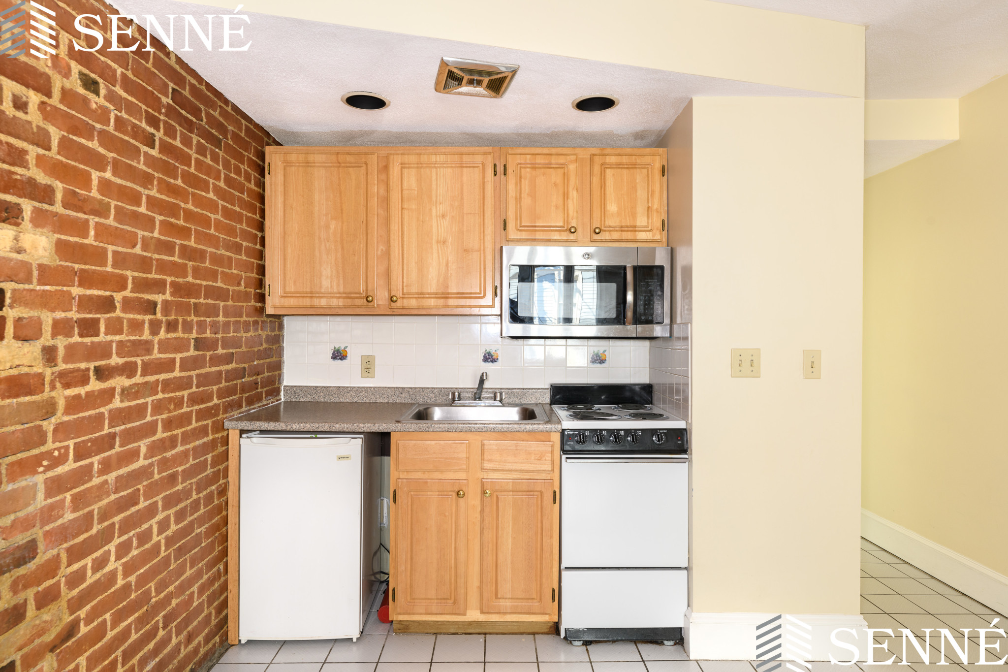 12 Mount Auburn St, Harvard Square