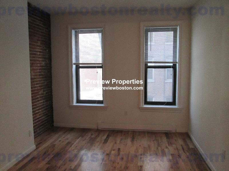 23 Cortes St, Back Bay