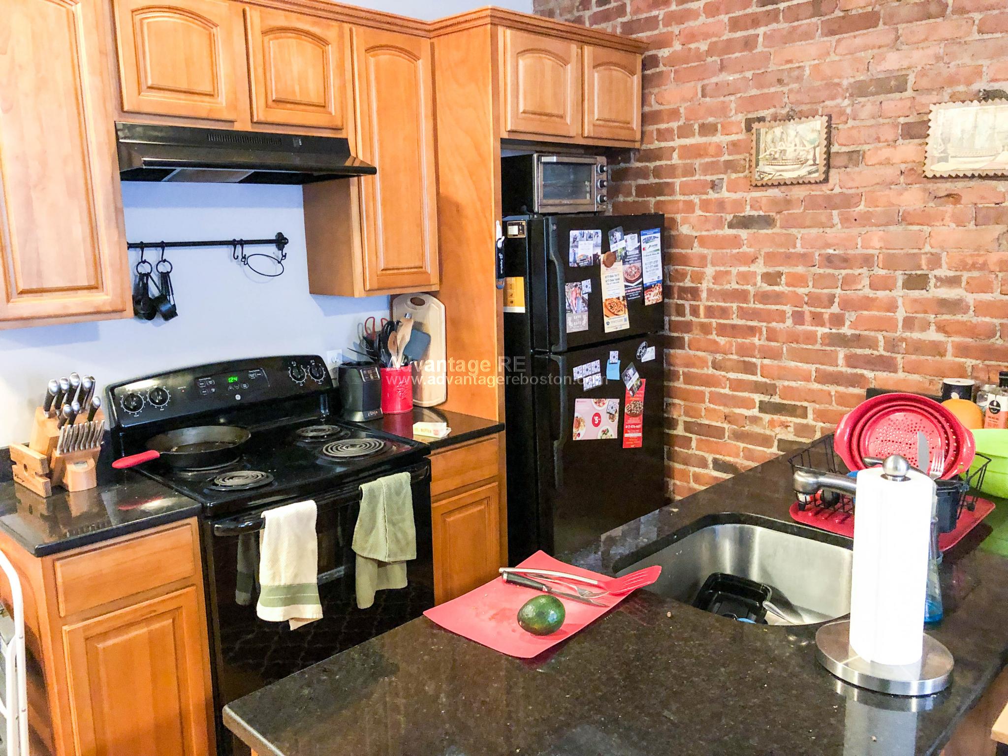 23 Saint Lukes Rd, Allston