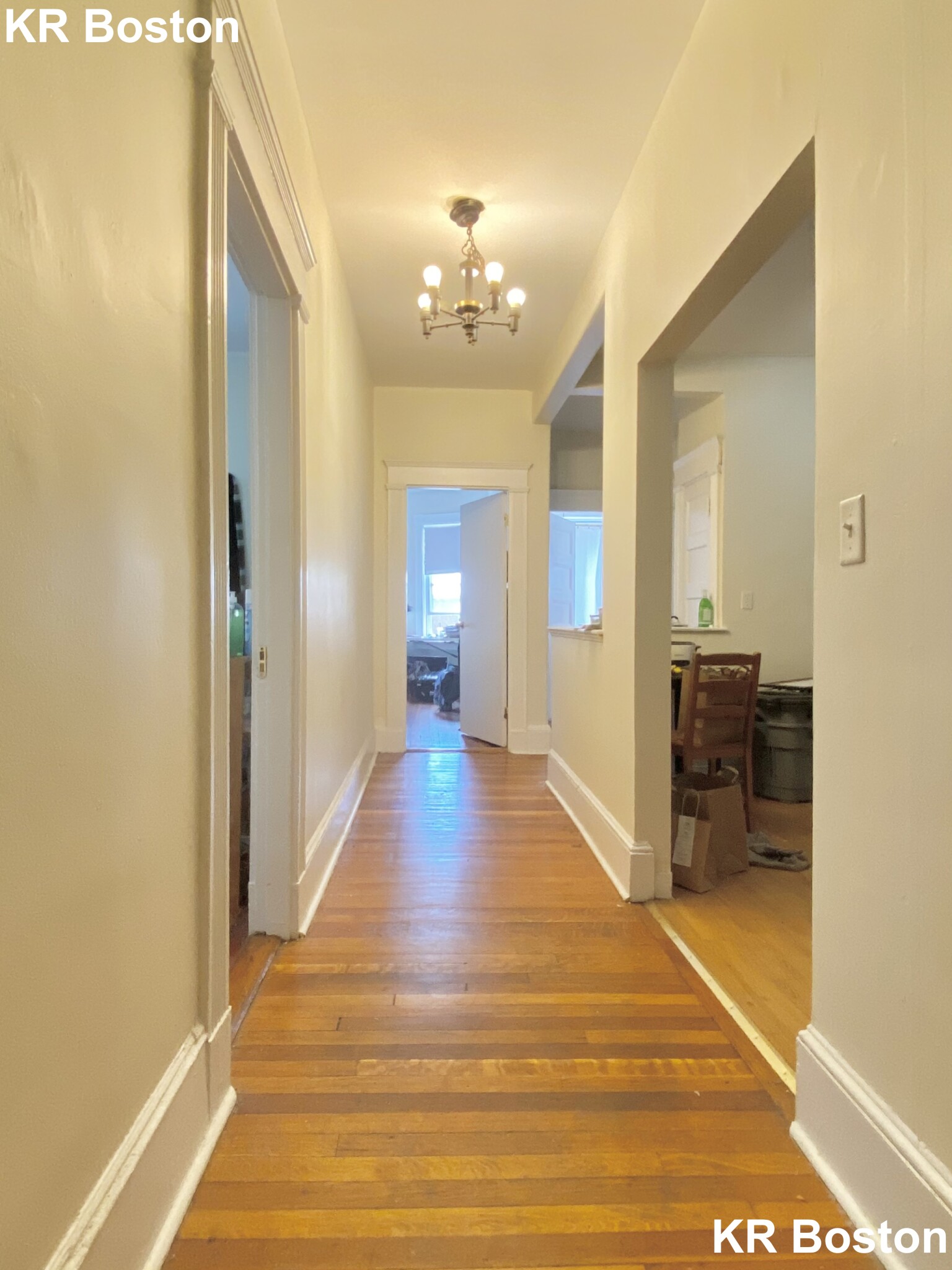 1589 Beacon St, Chestnut Hill