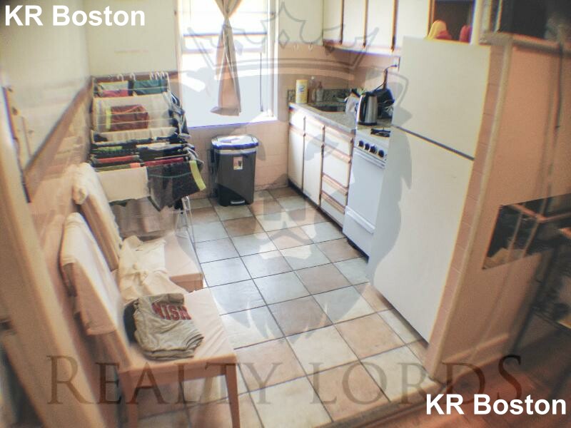 122 Warren St, Brighton