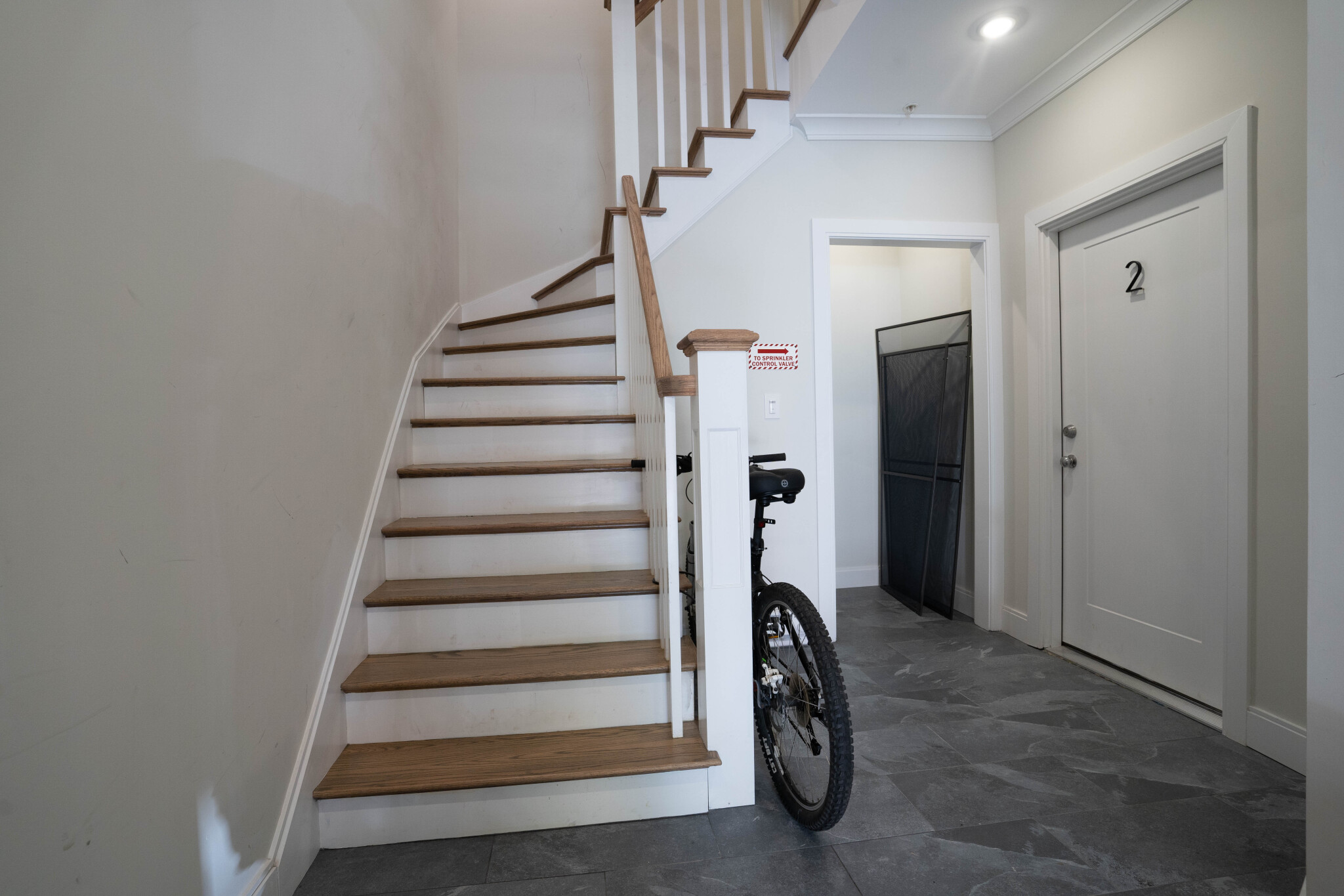 191 Porter St, East Boston