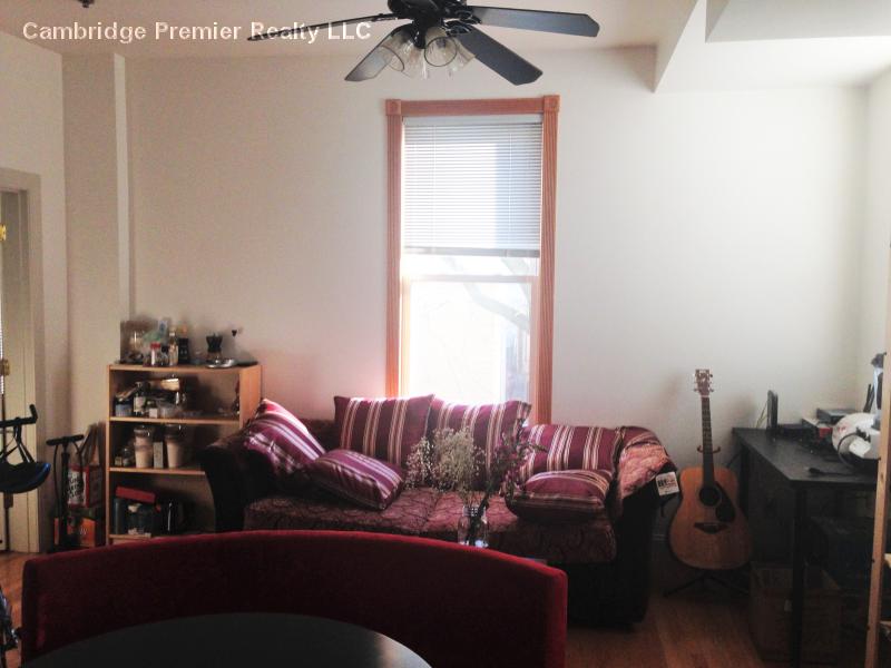 183 Columbia St, Cambridgeport