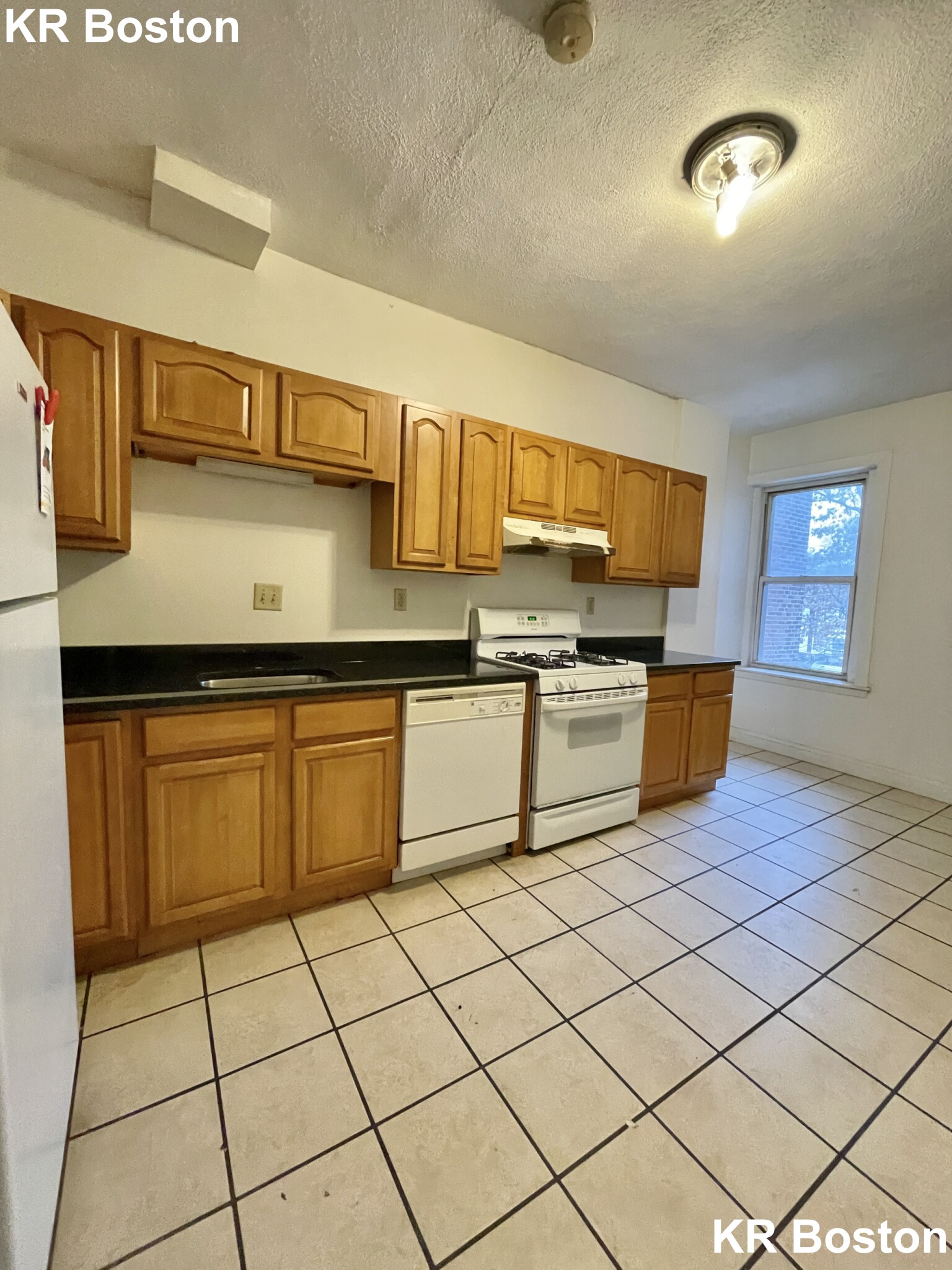 1900 Beacon St, Chestnut Hill