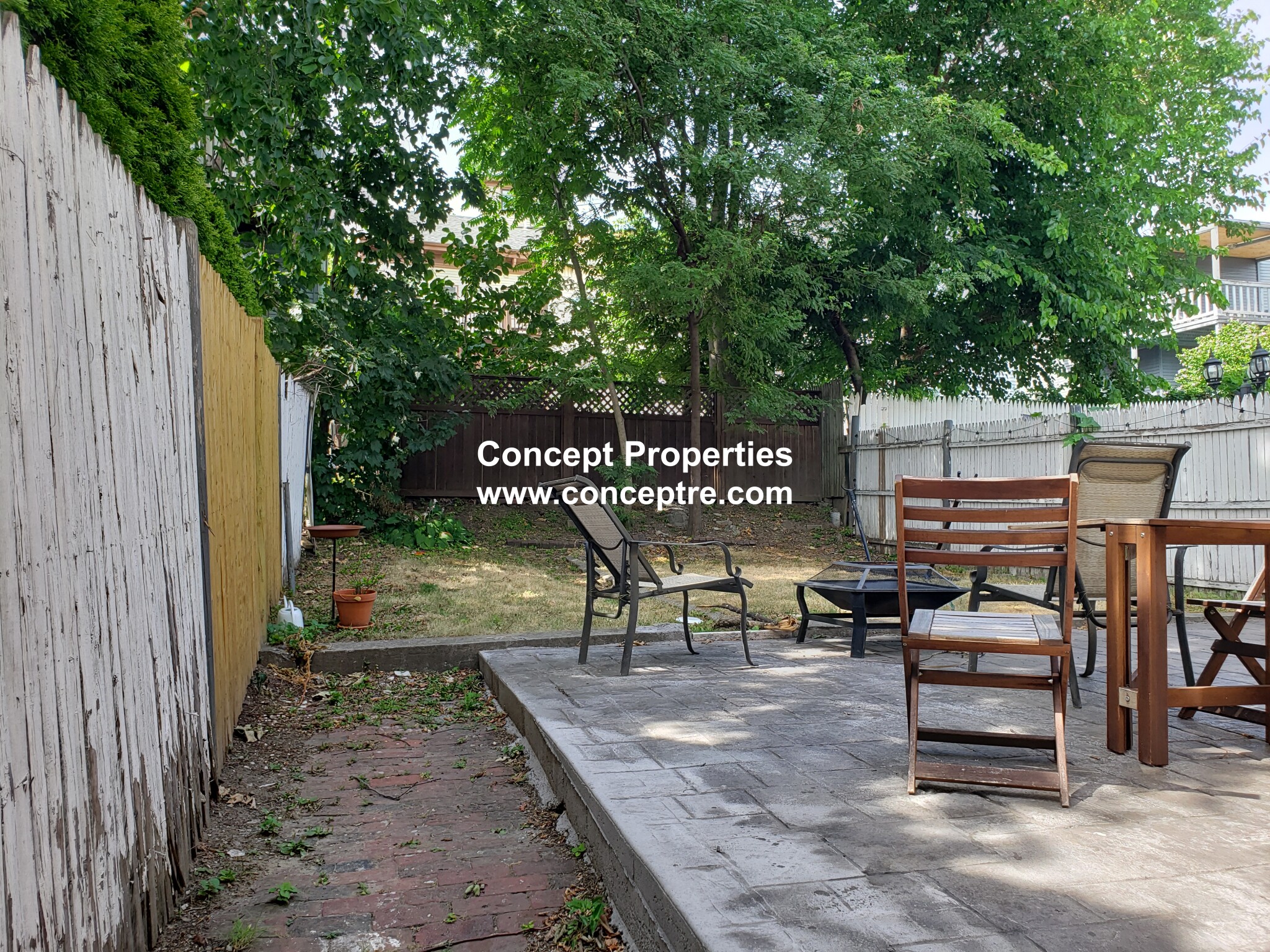 126 Saratoga St, East Boston