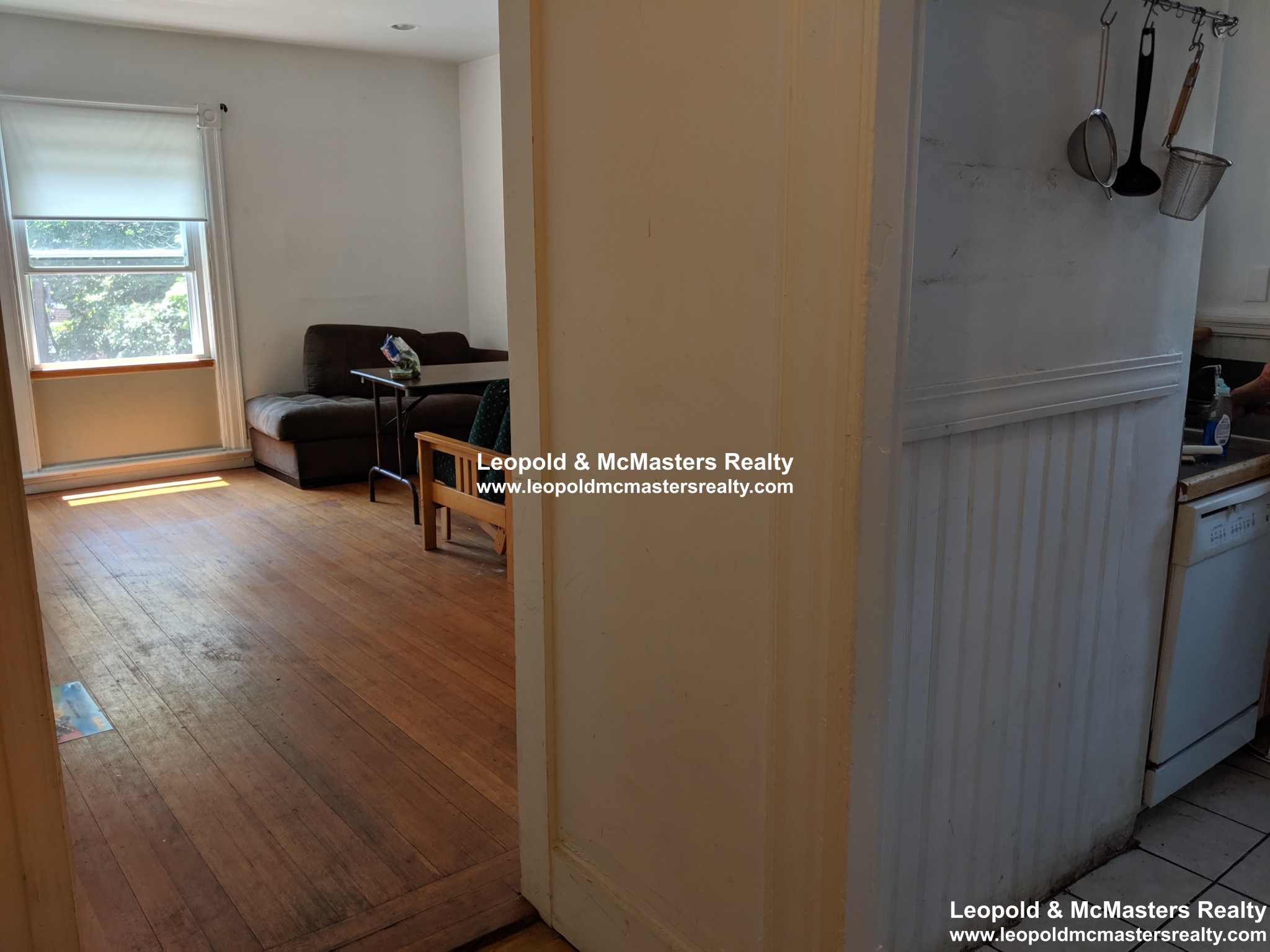 19 Braemore Rd, Brighton