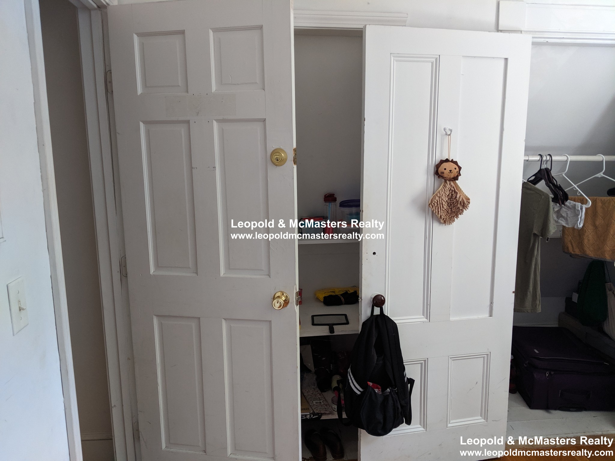 19 Braemore Rd, Brighton