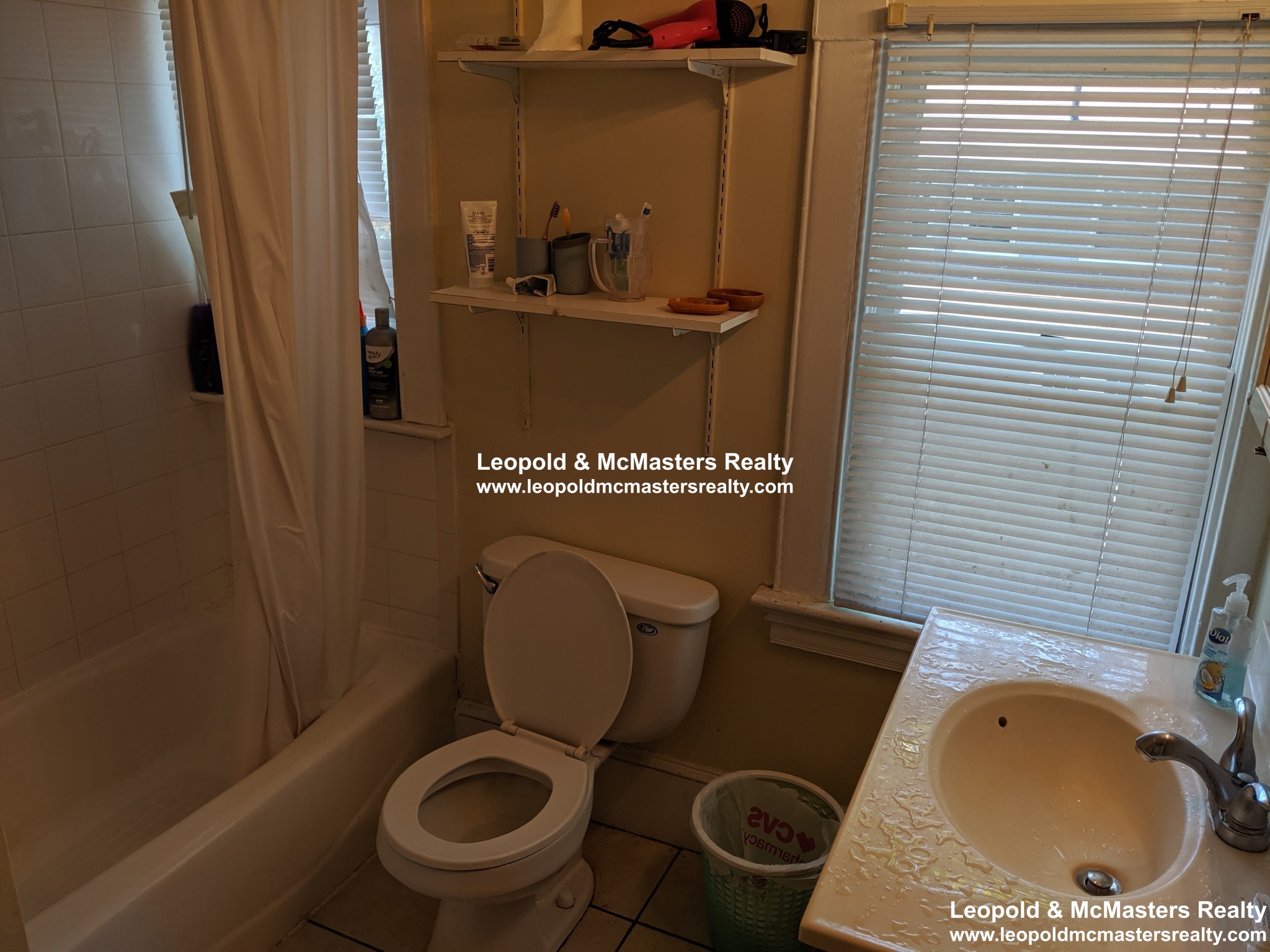 19 Braemore Rd, Brighton