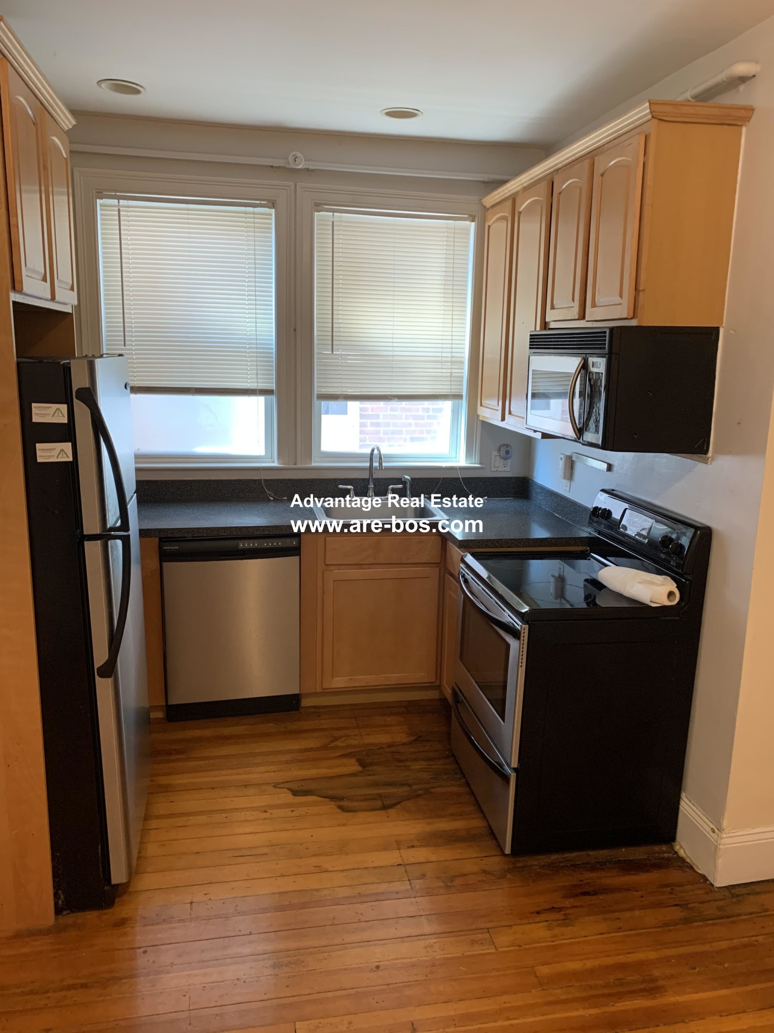 14 Chestnut Hill Ave, Brighton