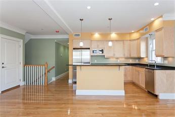 97 Columbia St, Cambridgeport