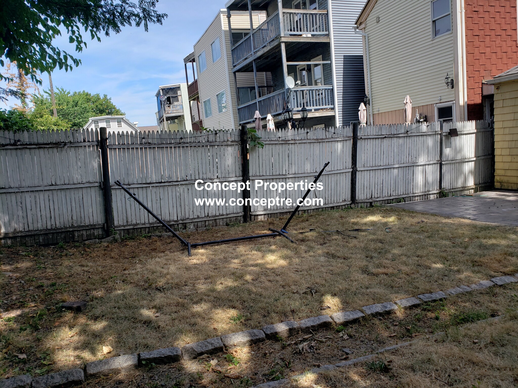 126 Saratoga St, East Boston