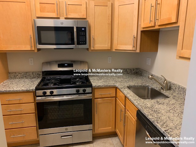 16 Short St, Corey Hill