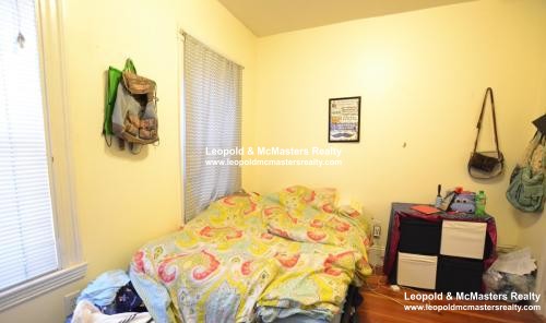 36 Brackett St, Brighton