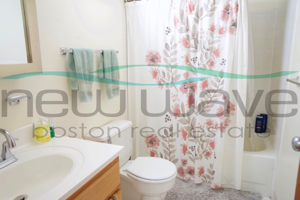 400 Massachusetts Ave, South End