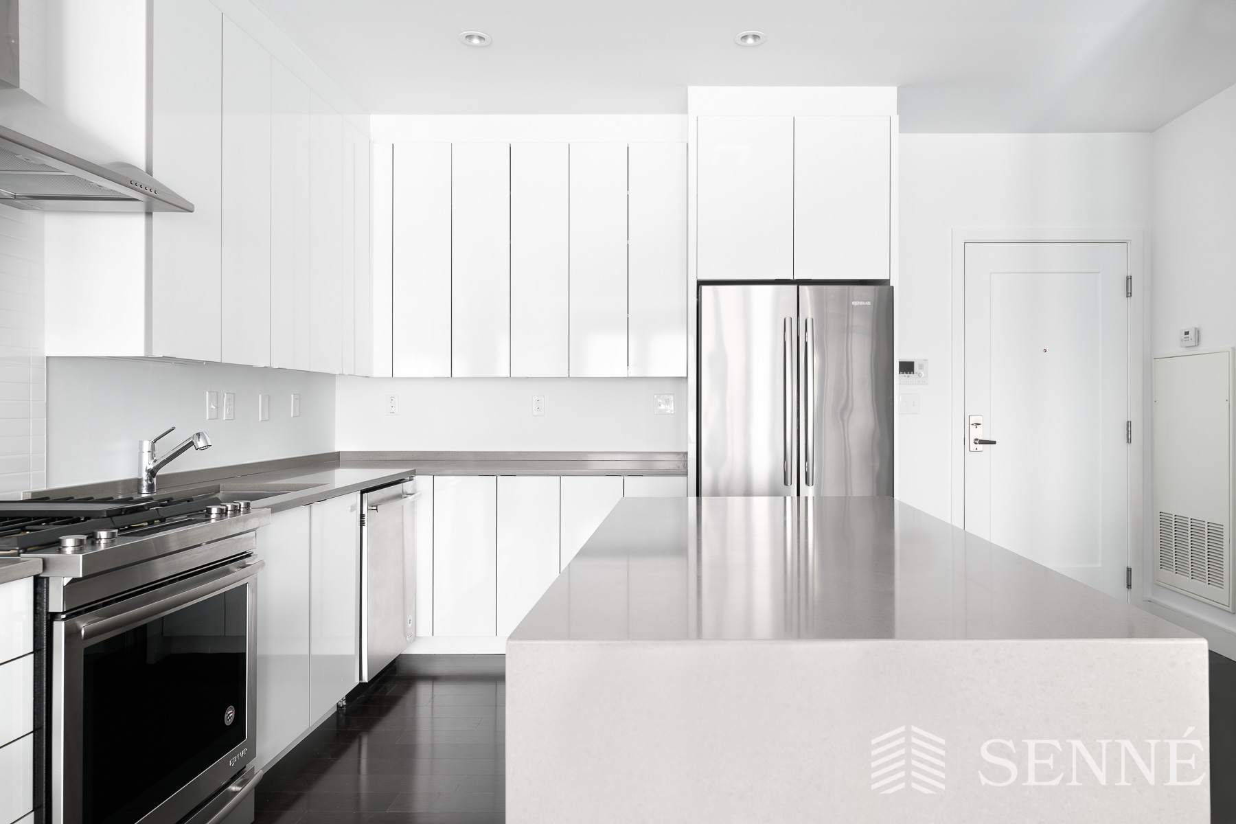 2 West 6th St, South Boston