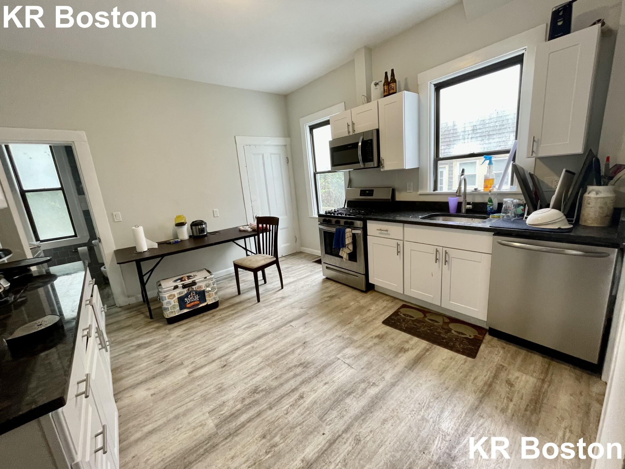 13 Saunders St, Allston