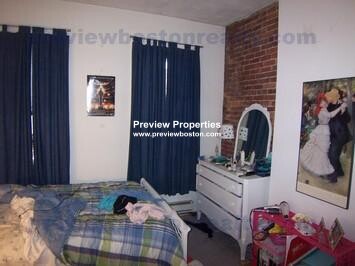 23 Cortes St, Back Bay