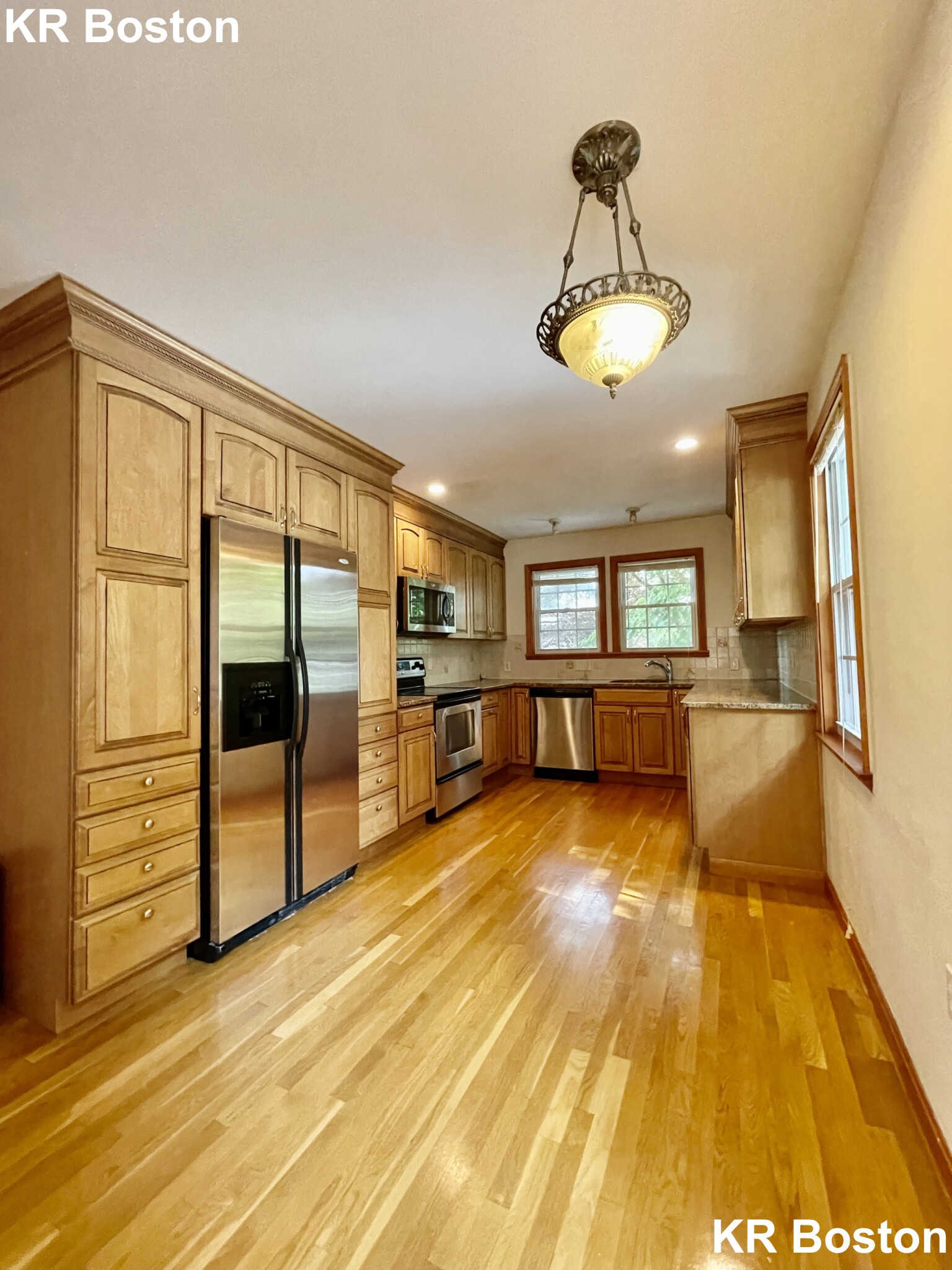 62 Rawson Rd, Washington Square