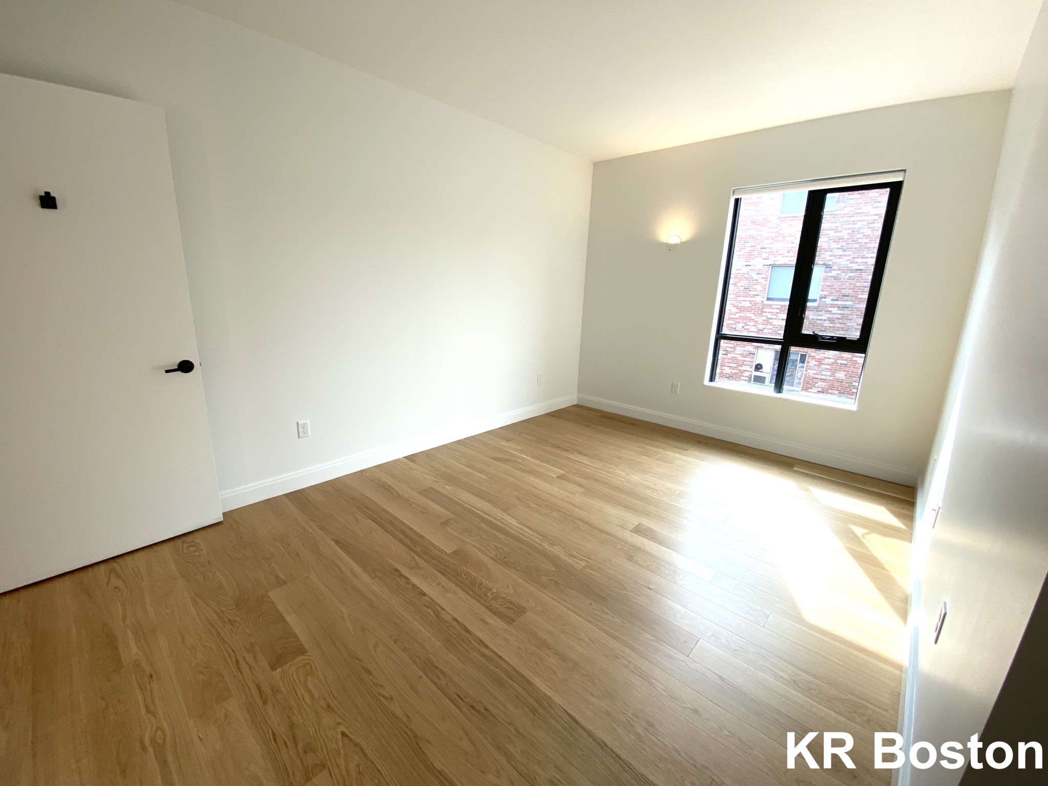 84 Gardner St, Allston