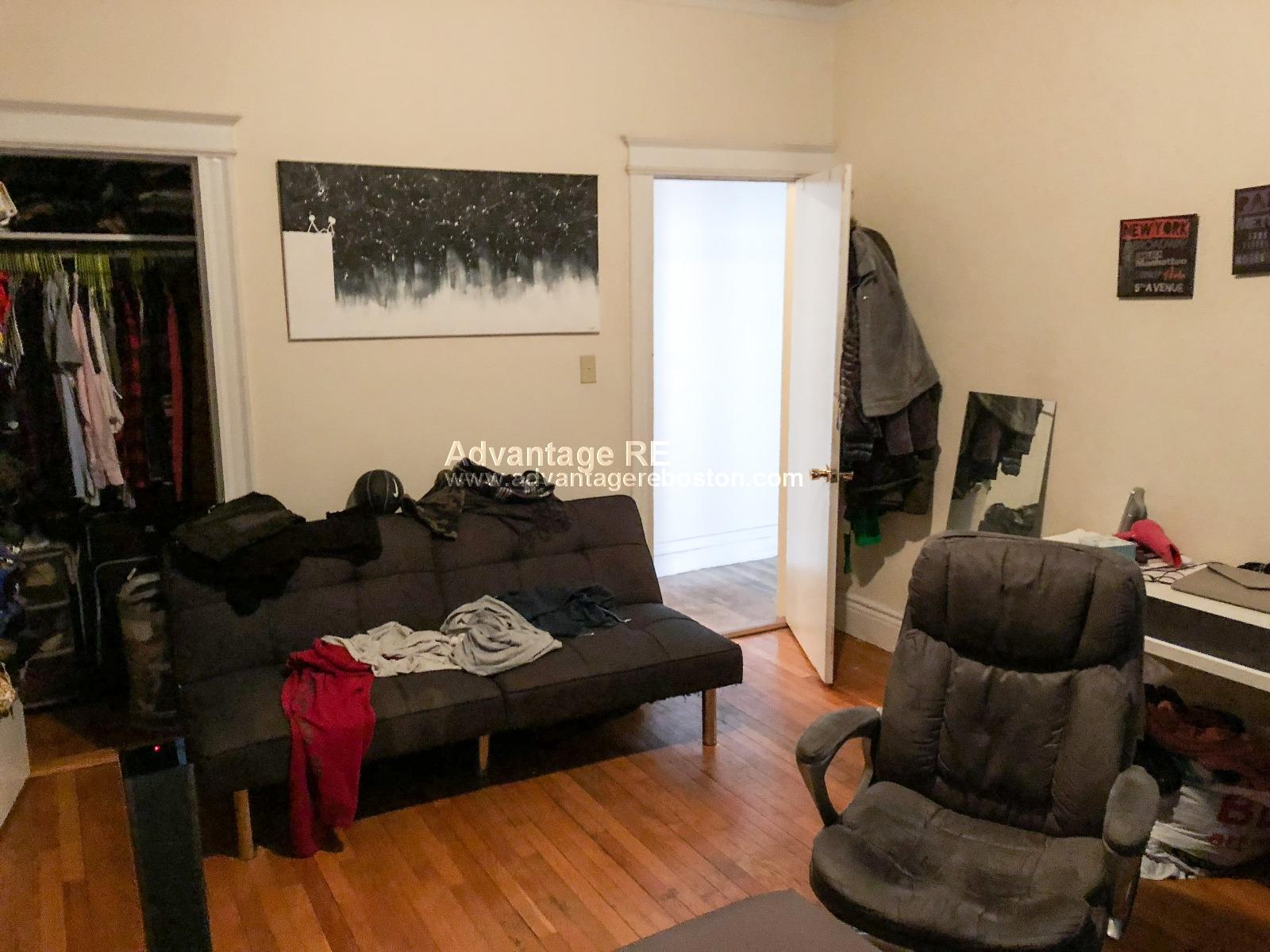 1657 Commonwealth Ave, Brighton