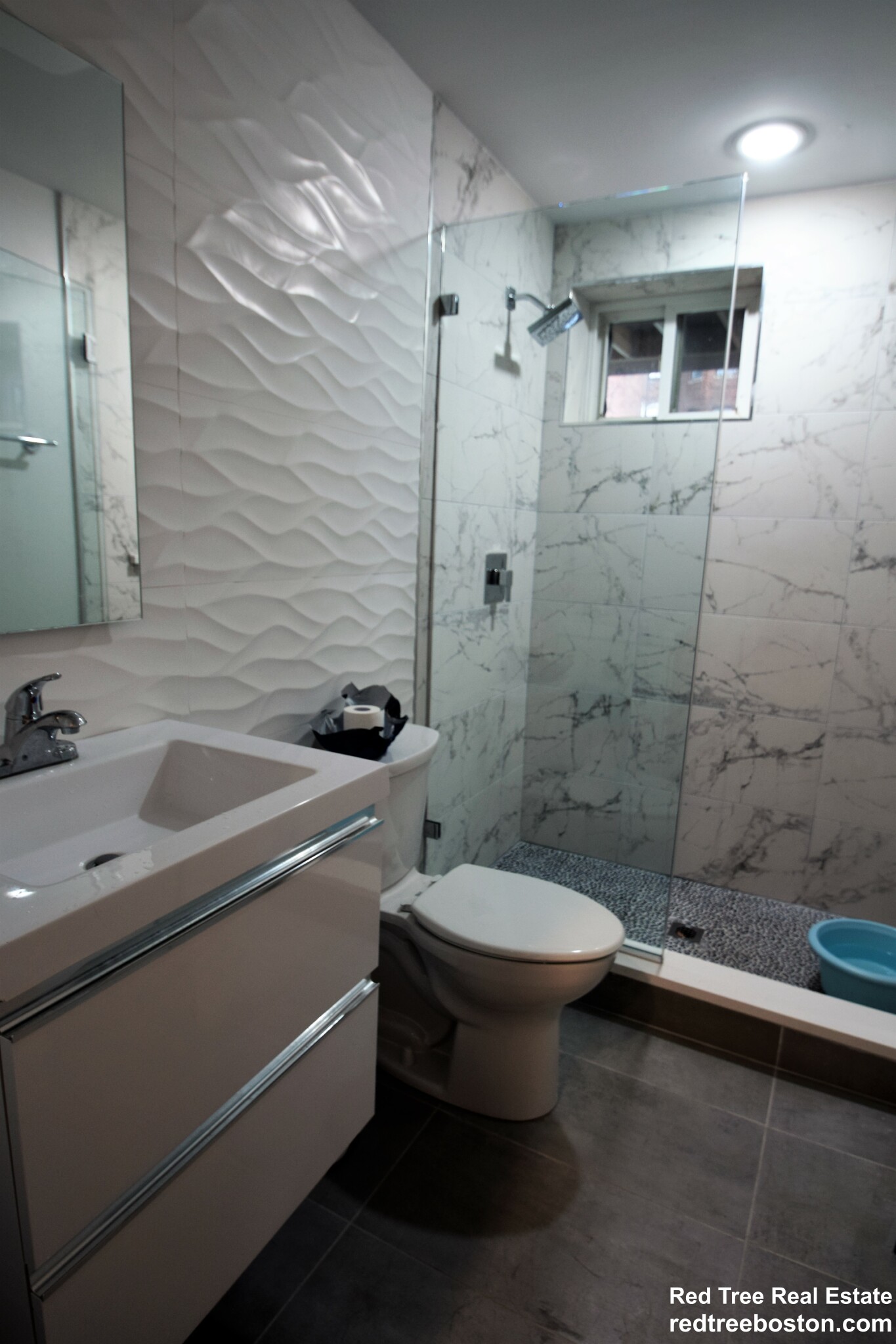 7 Strathmore Rd, Washington Square