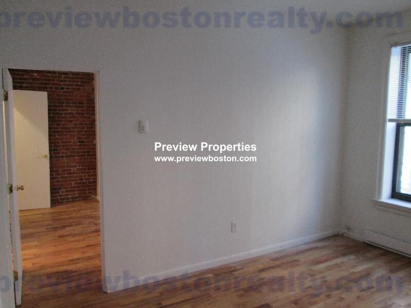 23 Cortes St, Back Bay