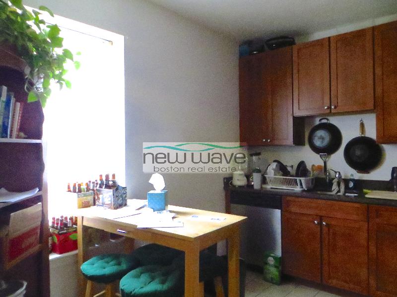 878 Huntington Ave, Mission Hill