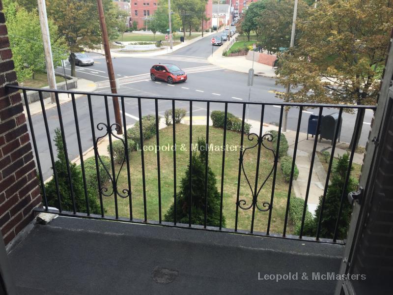 41 Chestnut Hill Ave, Brighton