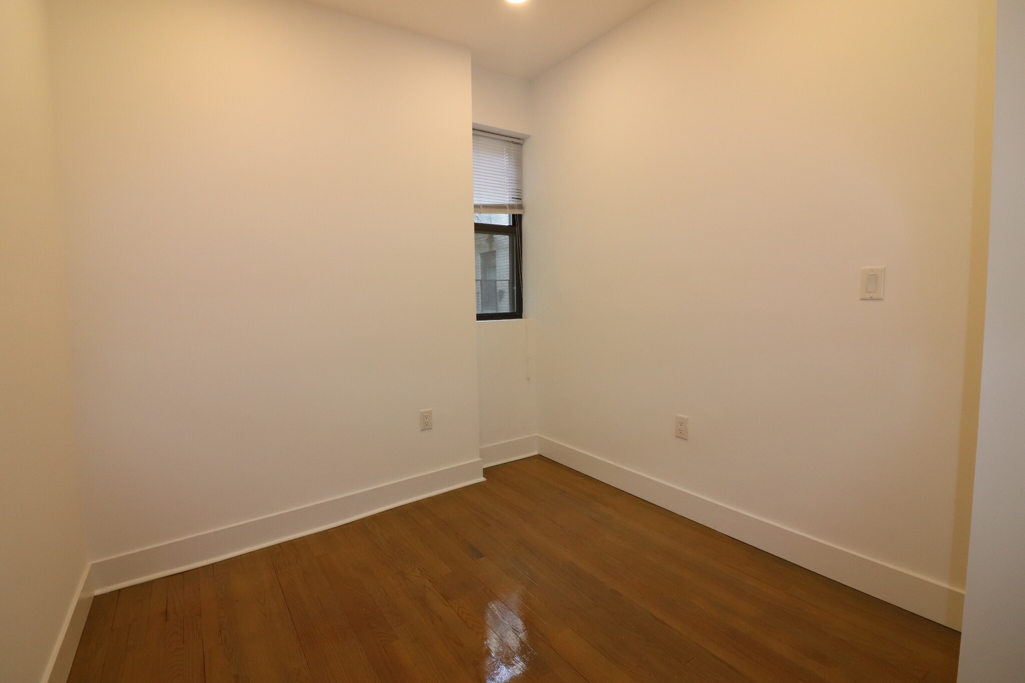 19 Peterborough St, Fenway