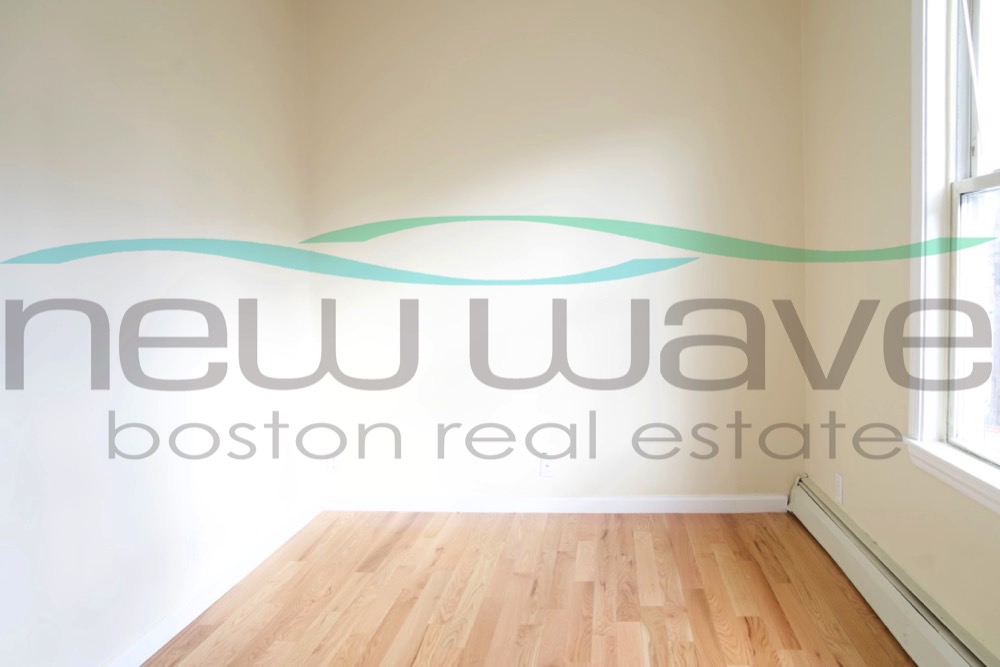 6 Bickford Ave, Mission Hill