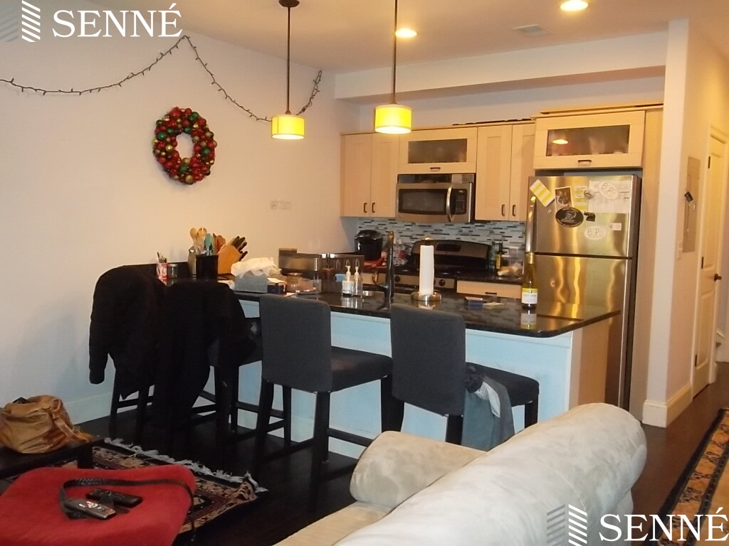 1435 Tremont, Mission Hill