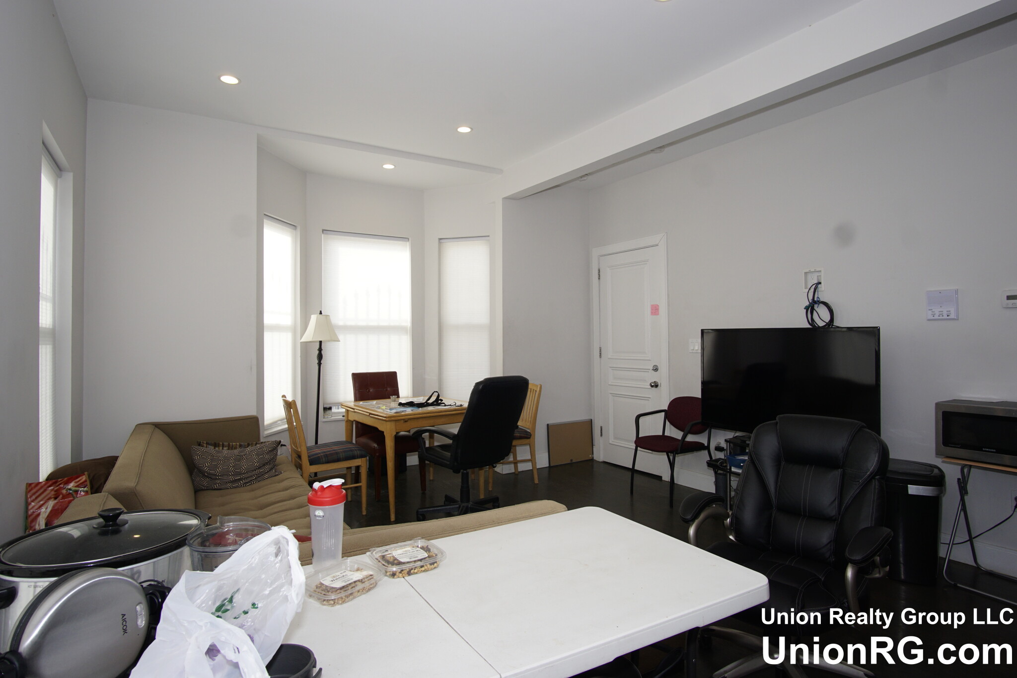 78 Forest St, Roxbury