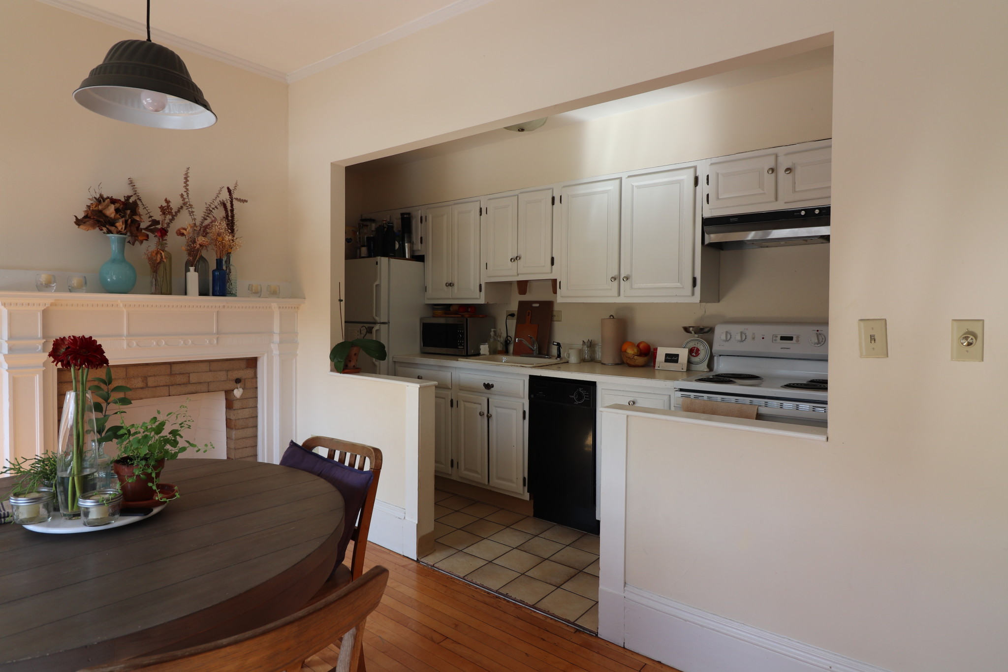 1090 Beacon St, Longwood