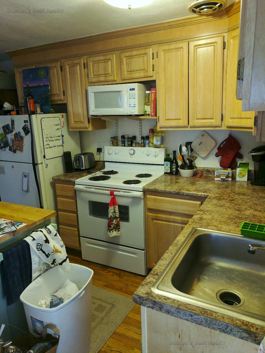 445 Washington St, Brighton