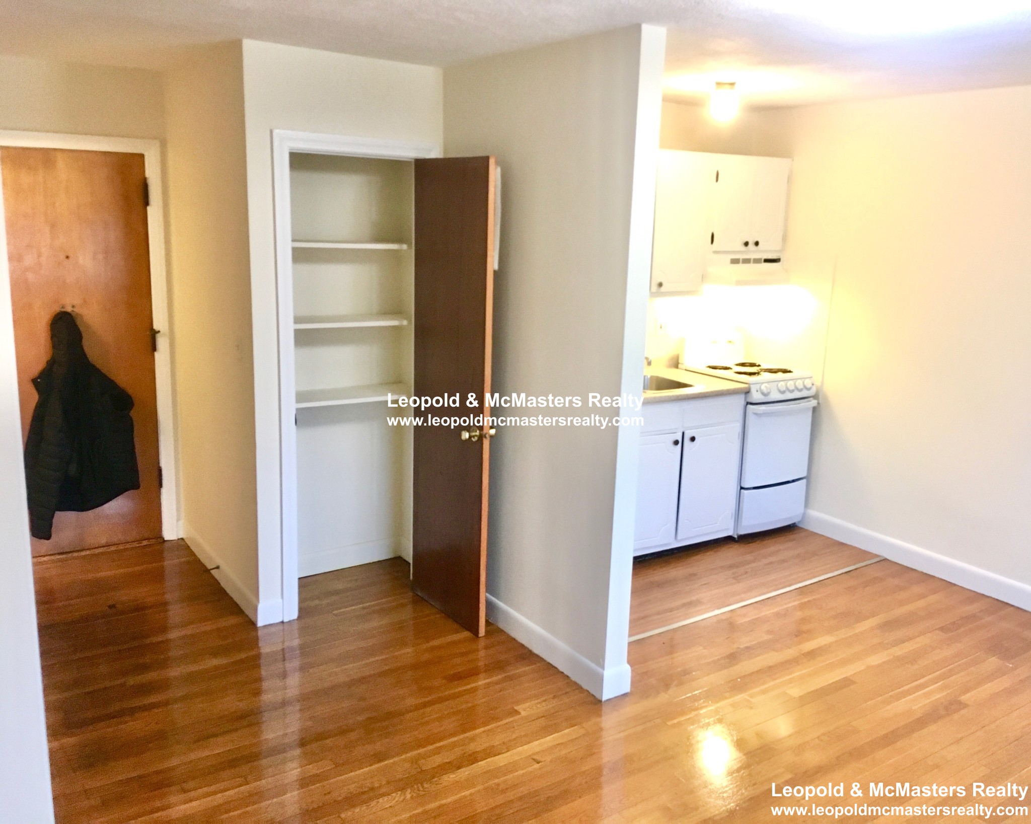 160 North Beacon St, Brighton