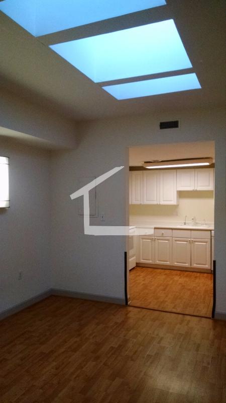 60 Glen Rd, Brookline Village