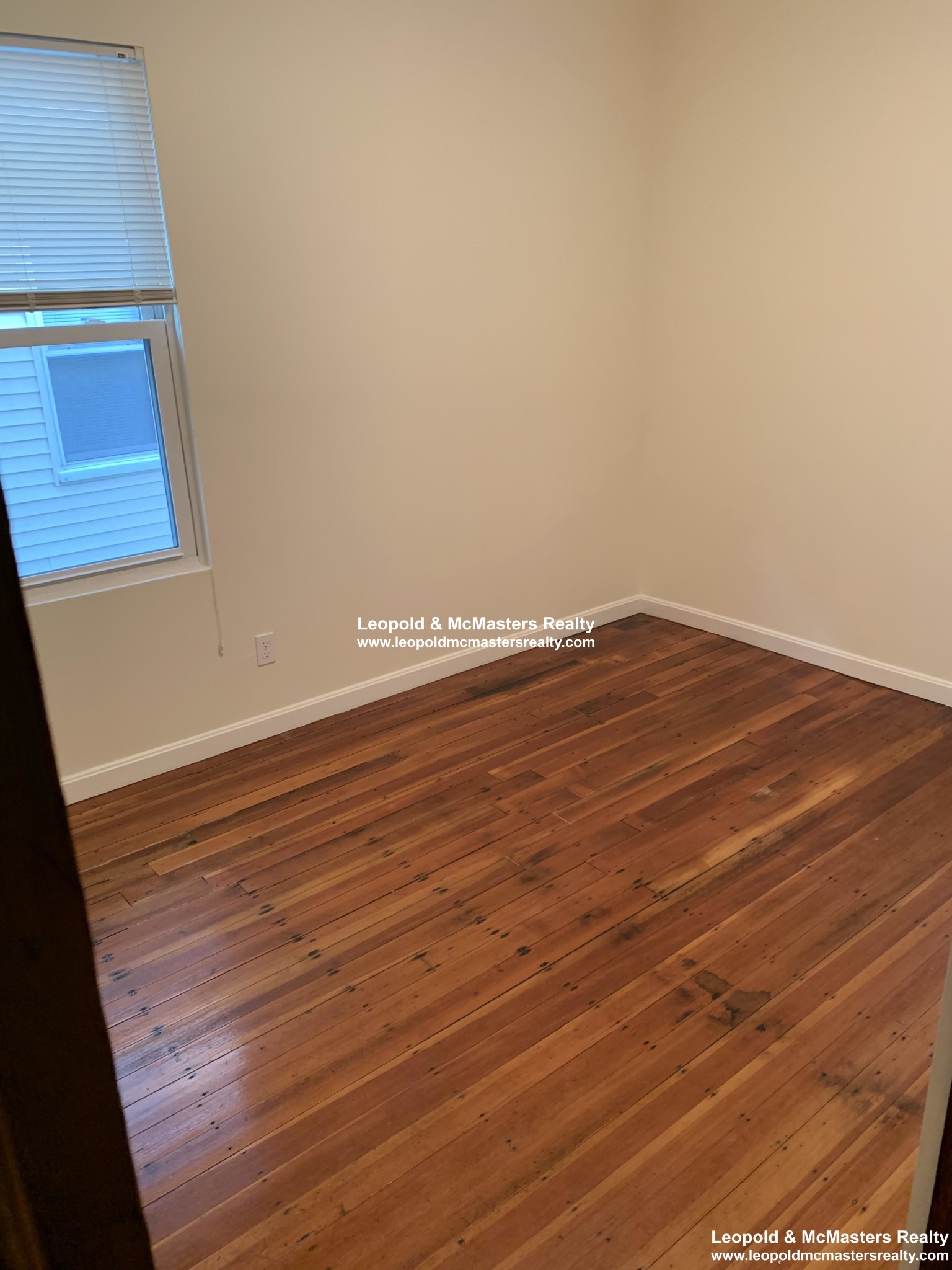 5 Smythe St, Brookline Village