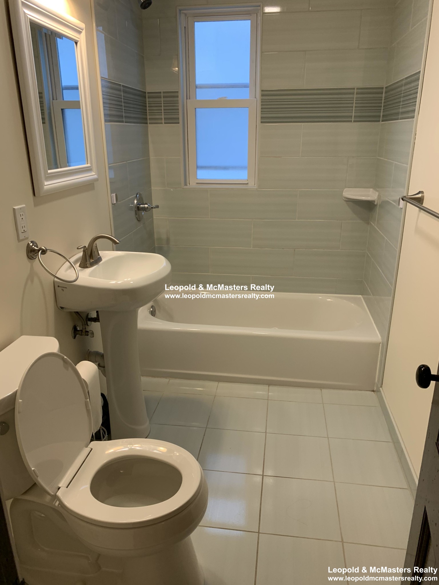 5 Smythe St, Brookline Village