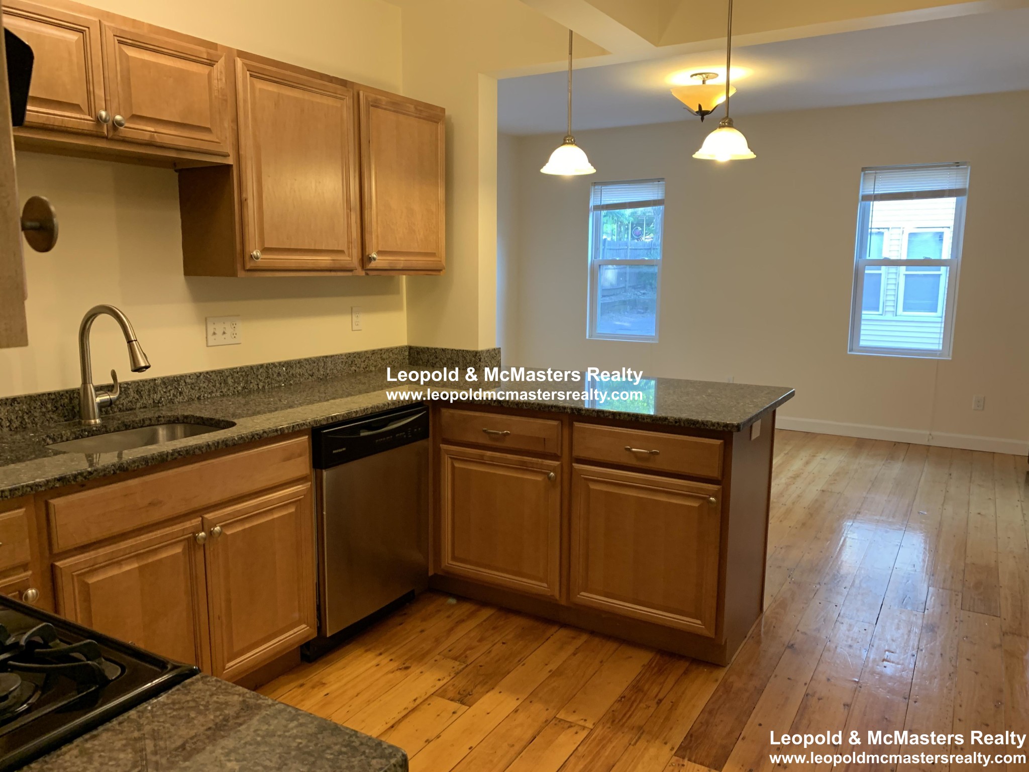 5 Smythe St, Brookline Village