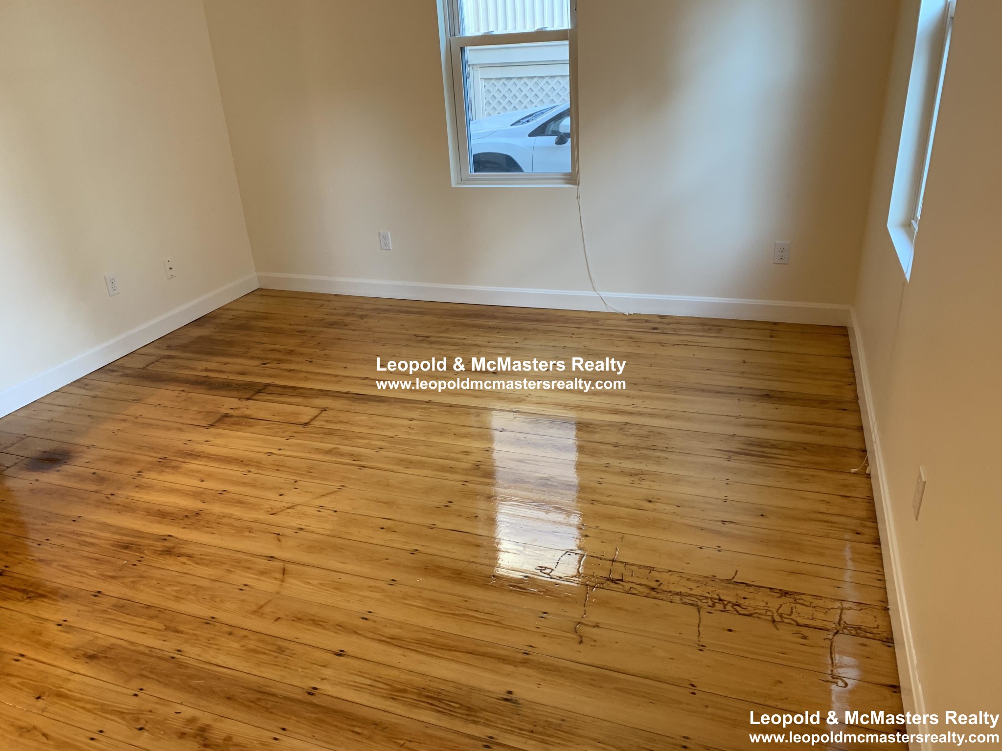 5 Smythe St, Brookline Village