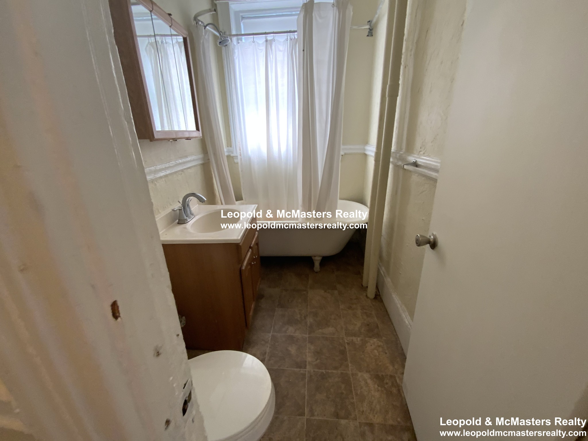 11 Royce Rd, Allston