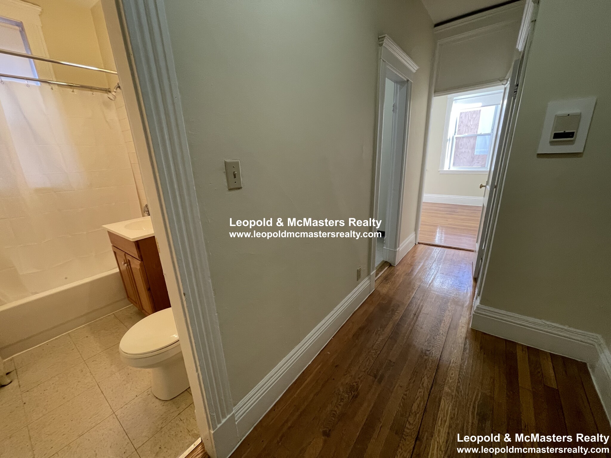 31 Gardner St, Allston