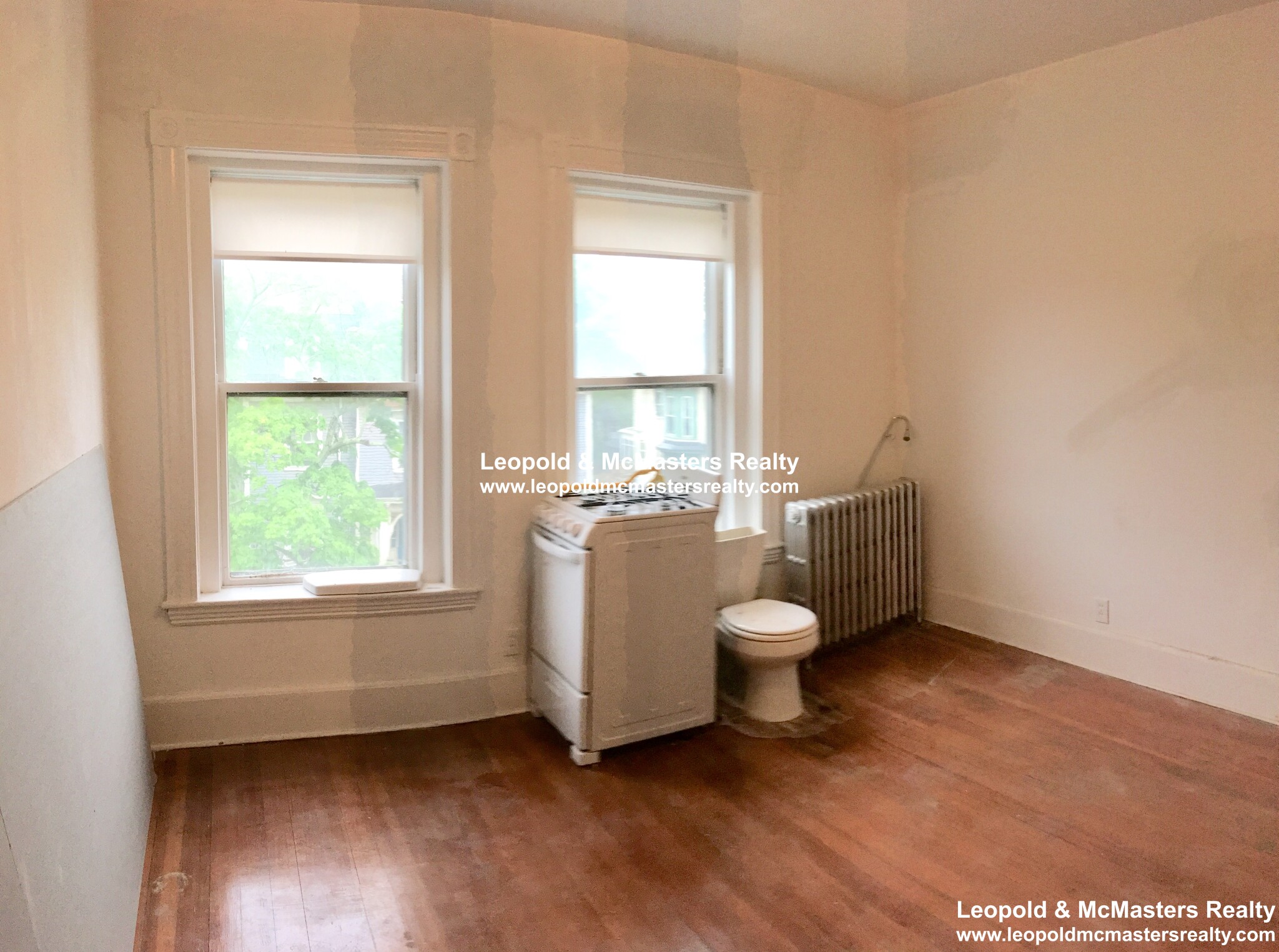 146 Oxford St, Porter Square